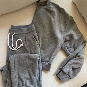 Wild fable gray sweatsuit set